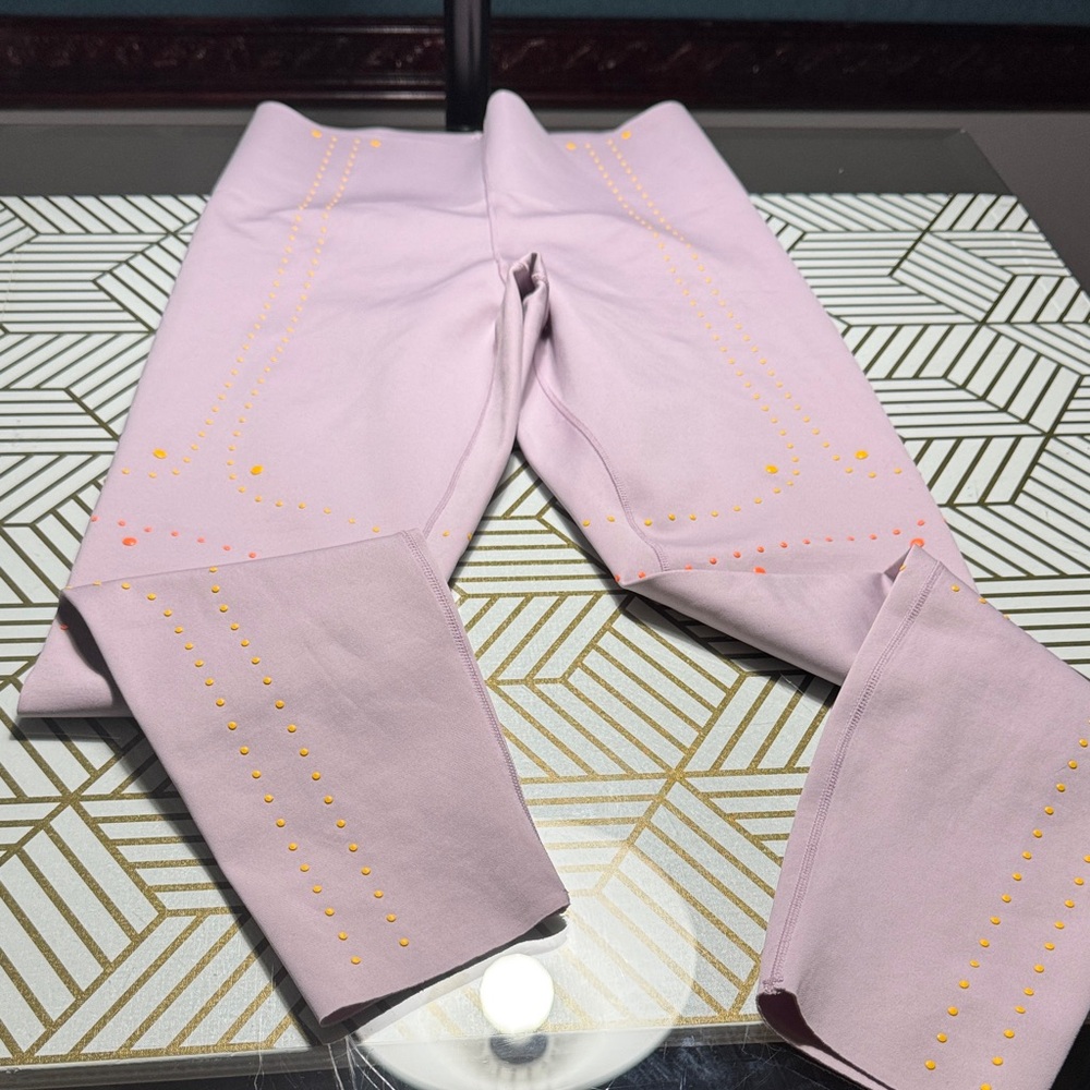 Nike Stylish Pink Leggings with Dotted Design